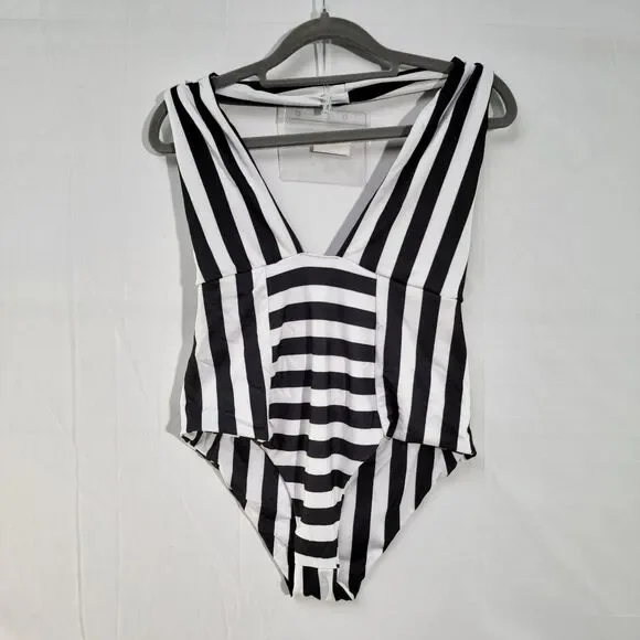 Pretty Little Thing Black & White Striped One Piece Sexy Bikini Swimsuit Size 10 - Picture 3 of 10